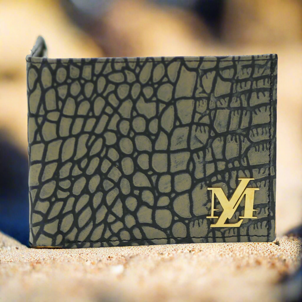 Bi-Fold Coin Pocket Ecru with black Wallet