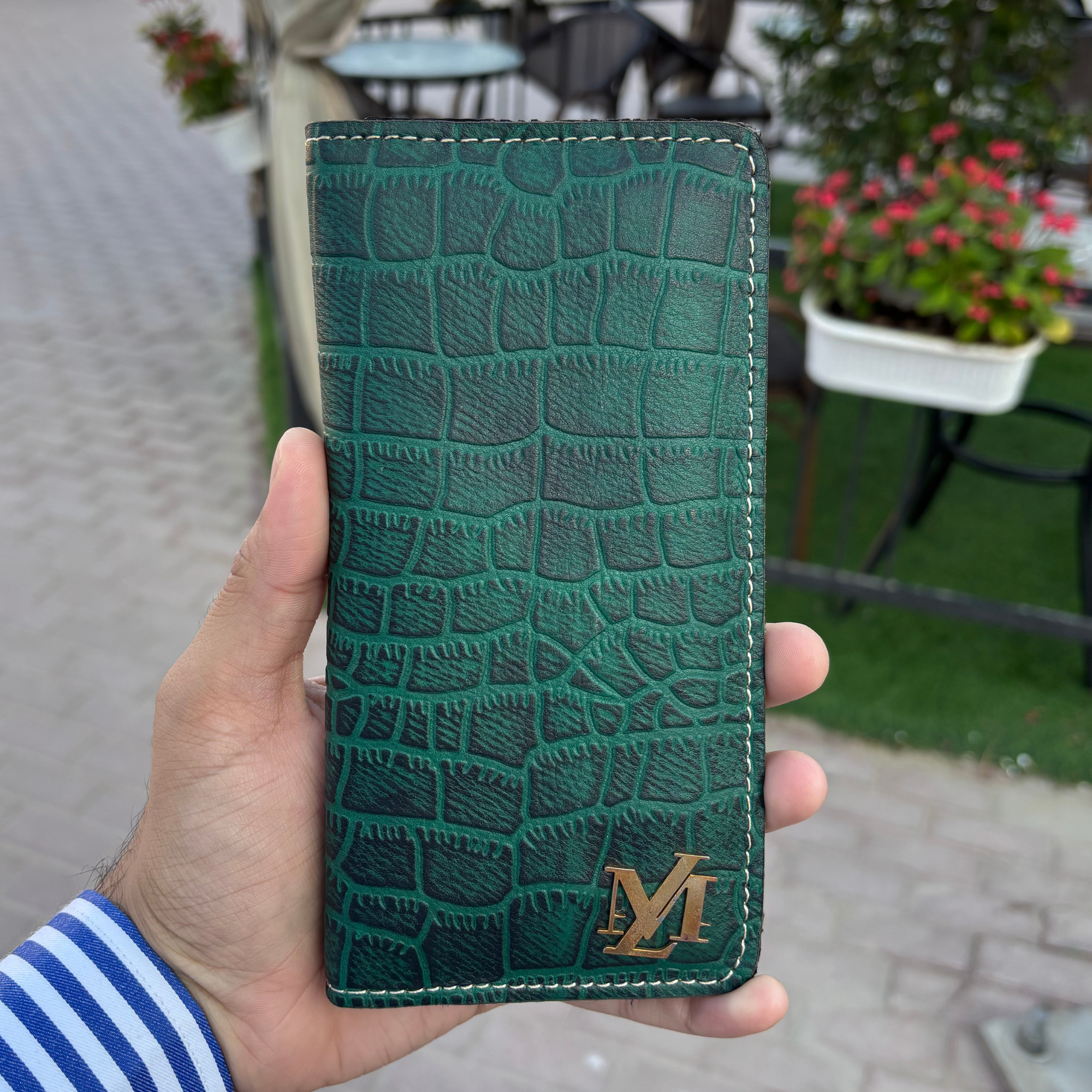 Green Textured zipper Wallet