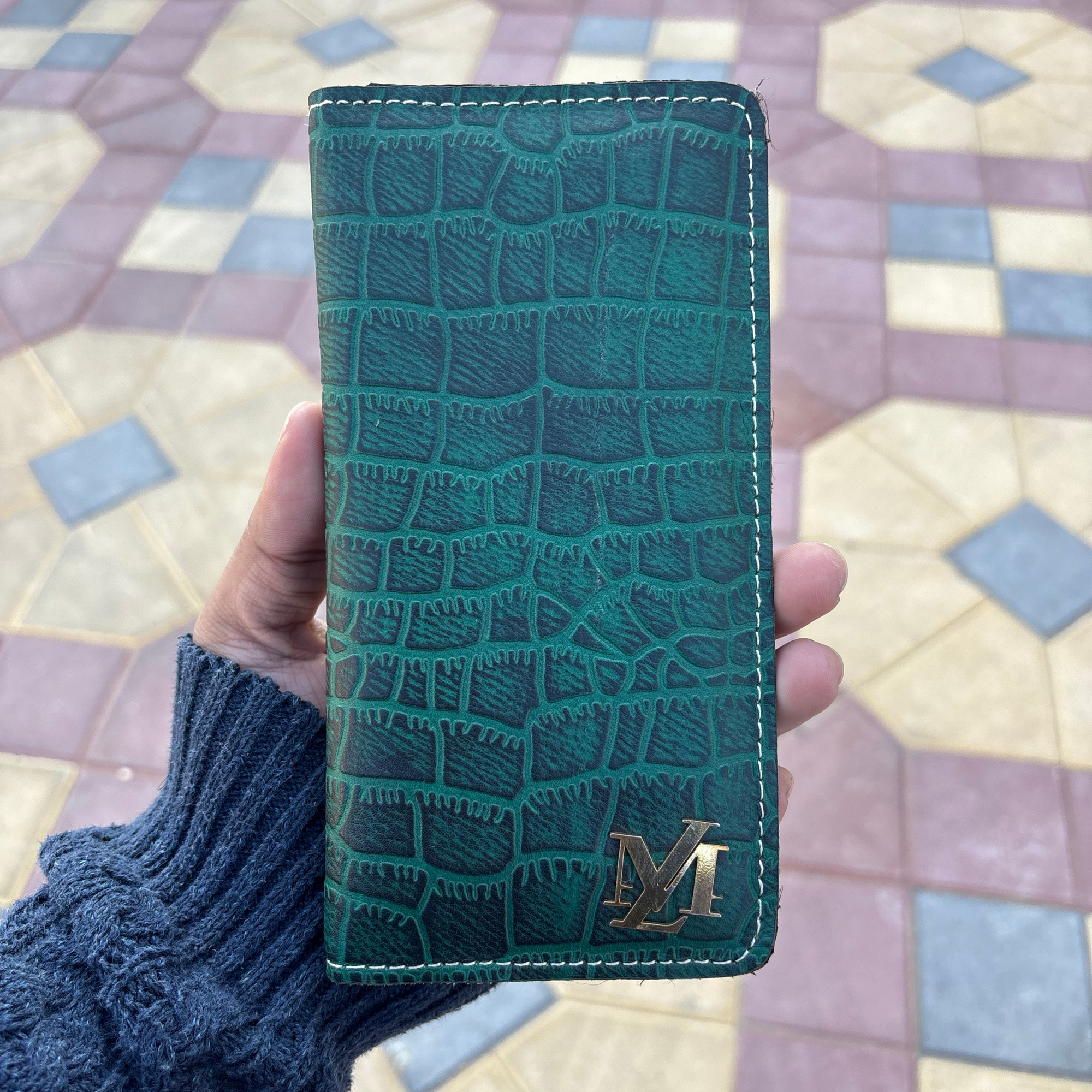 Green Textured zipper Wallet