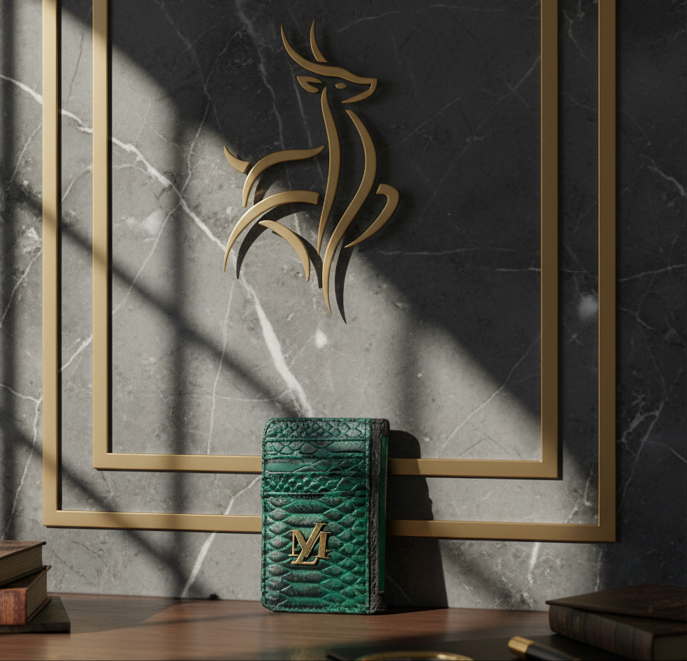 Green Cobra Card Holder Zipper