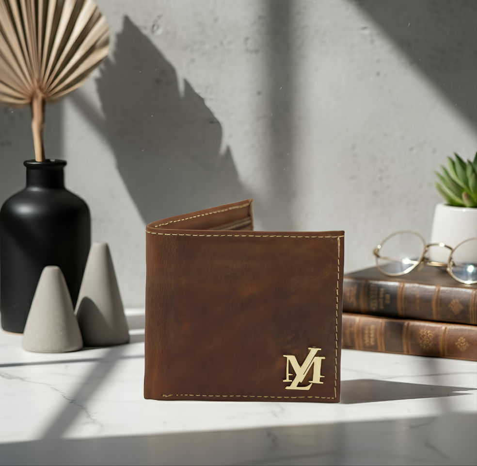 Pullup Bi-Fold Light Brown with Black waxed