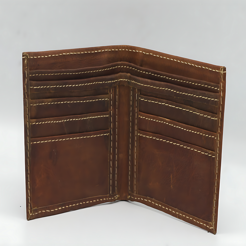 Pullup Bi-Fold Light Brown with Black waxed
