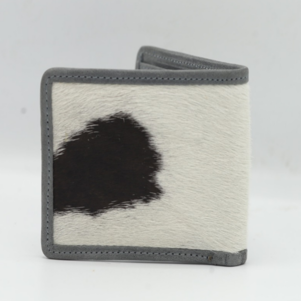 Hairon Bi-fold Black & White wallet