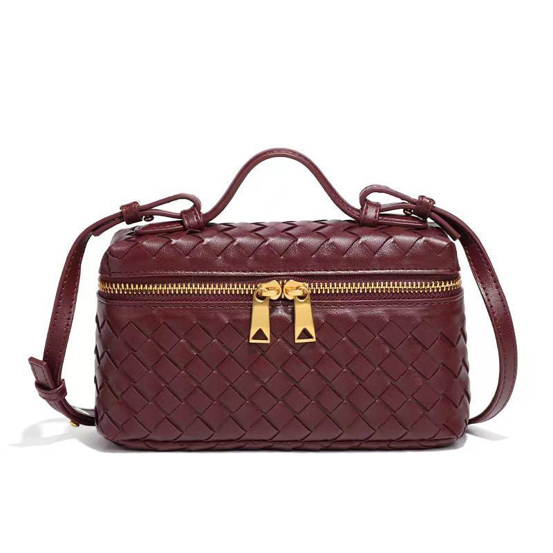Aura Crossbody