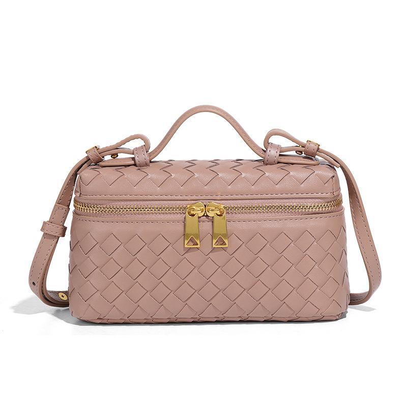 Aura Crossbody