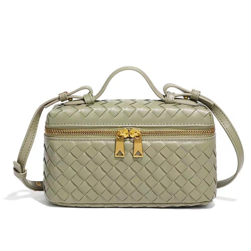 Aura Crossbody